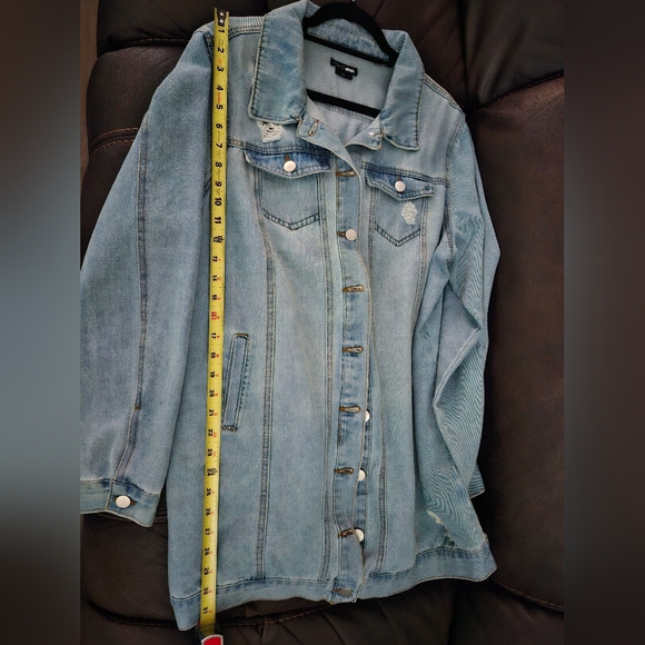 2X Long Denim distressed jacket - Picture 8 of 9